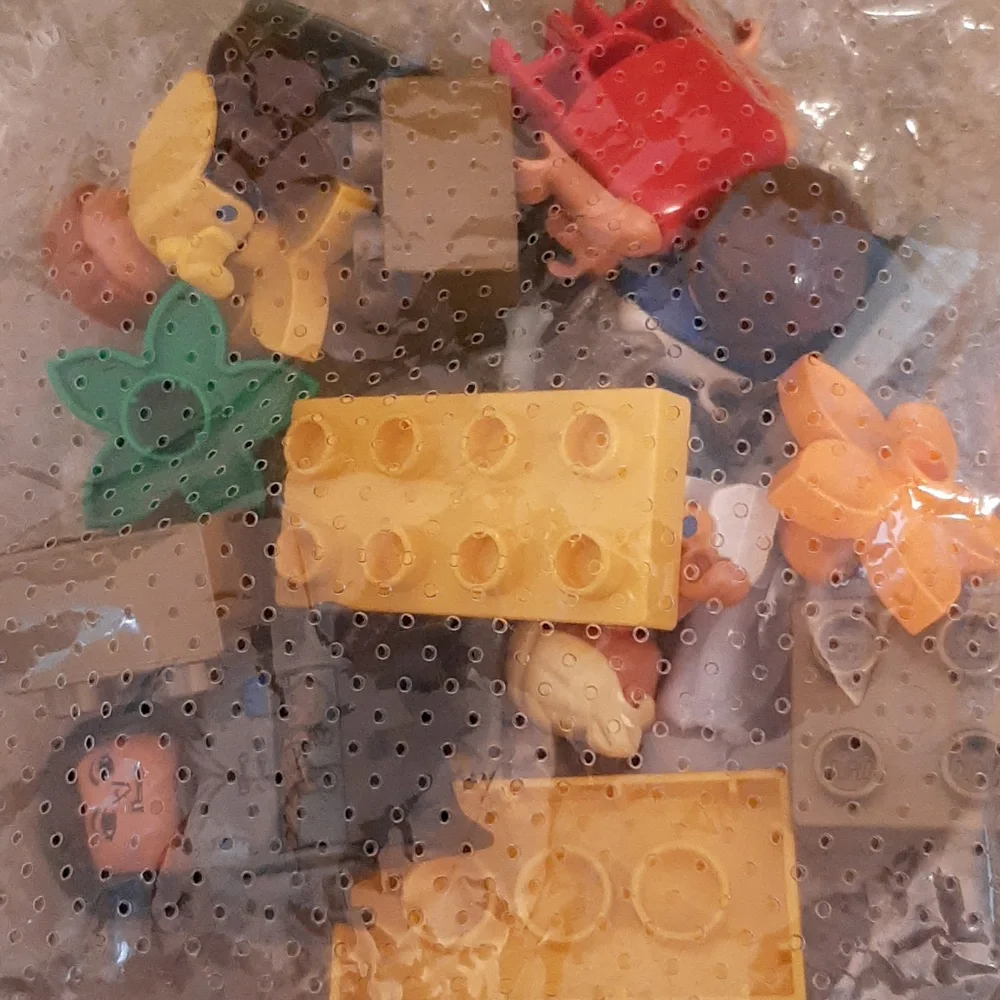 Lego Duplo # 5380 - Picture 6 of 11